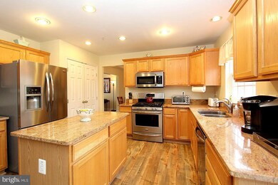 8615 Hillview Rd, Hyattsville, MD 20785 - photo 5