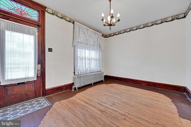 548 S 4th St, Hamburg, PA 19526 - photo 6