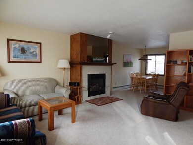 Living Room With Gas Fireplace