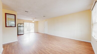 3512 Middle Sound Loop Road-41