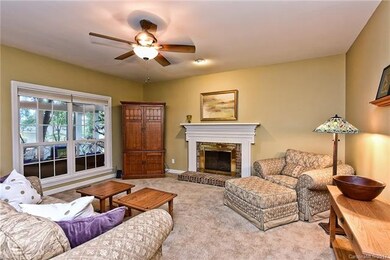 8721 New Oak Ln, Huntersville, NC 28078 - photo 6