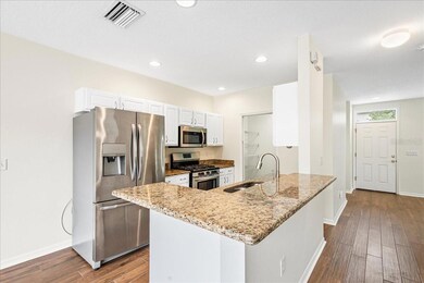 9526 W Park Village Dr, Tampa, FL 33626 - photo 6