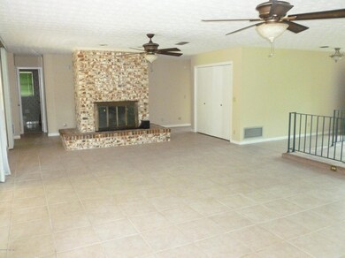 5637 Fort Sumter Rd, Jacksonville, FL 32210 - photo 7
