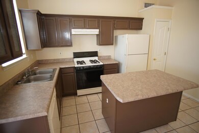 220 Lago Grande Dr, Horizon City, TX 79928 - photo 7