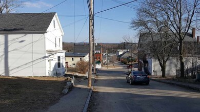 11 Highland St, Somersworth, NH 03878 - photo 4