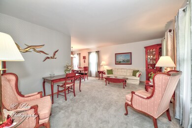 1432 S Parkview Terrace, Algonquin, IL 60102 - photo 2