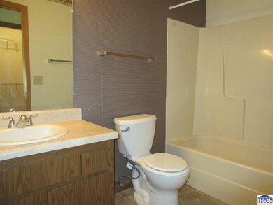 592 Buckskin Ct, Terre Haute, IN 47803 - photo 7