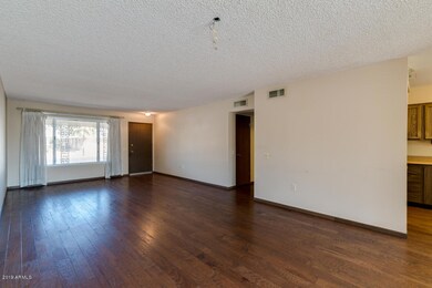 9603 W Lindgren Ave, Sun City, AZ 85373 - photo 6