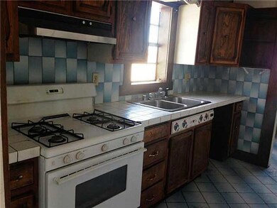 1858 Kentucky St, El Paso, TX 79930 - photo 7