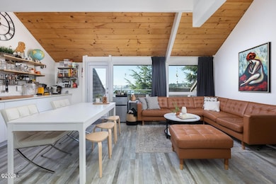 500-600 Open Floor Plan