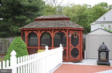 8 Chestnut Ln, Clementon, NJ 08021 - photo 3