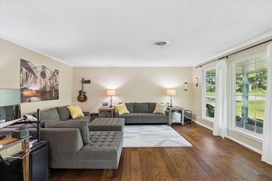 6052 Wrigley Way, Fort Worth, TX 76133 - photo 6