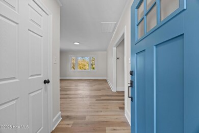 1118 Dunn Rd, Kinston, NC 28501 - photo 2