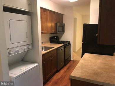 Chestnut Grove Condominiums unit 325, Reston, VA 20190 - photo 7