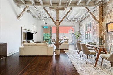 Corner unit has abundant natural light from both o