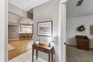 20-web-or-mls-6762-heatherstone-loop