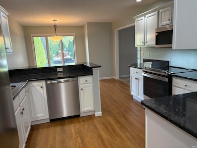 1706 Cobblestone Blvd, Elkhart, IN 46514 - photo 7