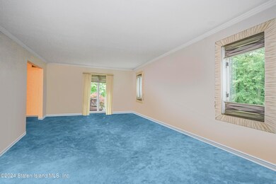 157 Collyer Ave, Staten Island, NY 10312 - photo 7