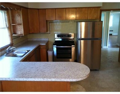 176 Bretton Woods Dr, Cranston, RI 02920 - photo 4