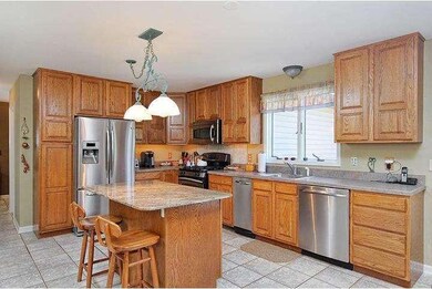 564 Lincoln Rd, Pilesgrove, NJ 08098 - photo 2