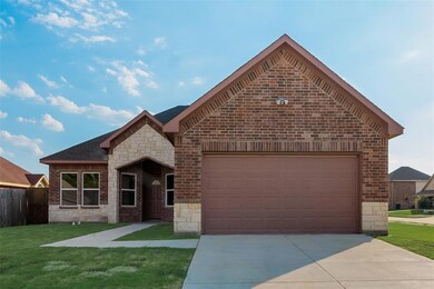 1801 Jupiter Ln, Ennis, TX 75119 - photo 2