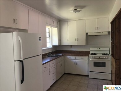 316 Ash St, Copperas Cove, TX 76522 - photo 6