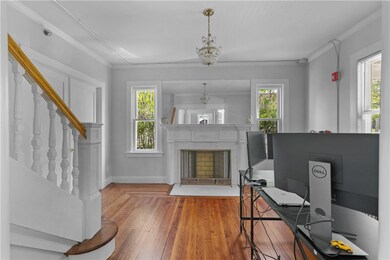 512 Broadway, Newport, RI 02840 - photo 7