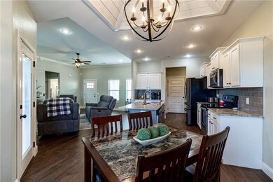 320 Captain Hopkins St, Prairie Grove, AR 72753 - photo 7