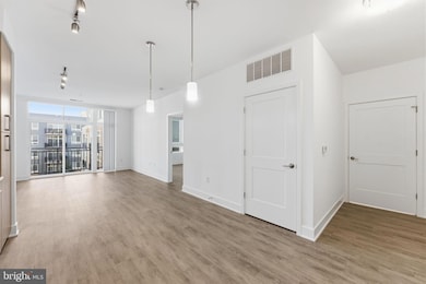 The Haven unit 428, National Harbor, MD 20745 - photo 7