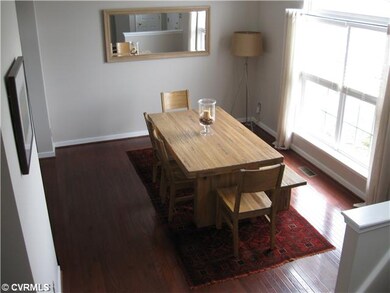 Living Room - Versatile room can be formal dining 