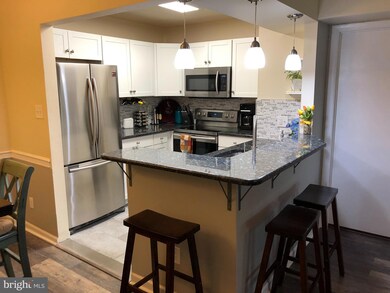 166 Riversedge Dr unit CONDO 166, Norristown, PA 19403 - photo 4