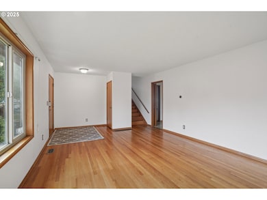 3425 SE 159th Ave, Portland, OR 97236 - photo 6