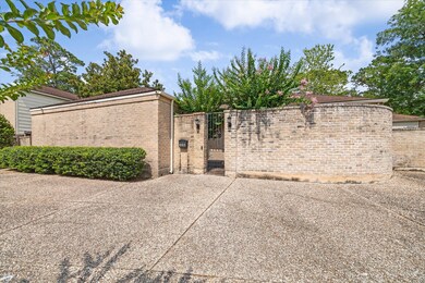 120 Gessner Rd, Houston, TX 77024 - photo 4