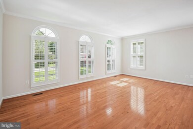 19819 Maycrest Way, Germantown, MD 20876 - photo 5