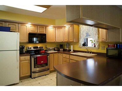Kitchen. Updated kitchen appliances