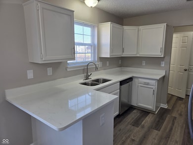 5341 Melbourne Rd, Indianapolis, IN 46228 - photo 2