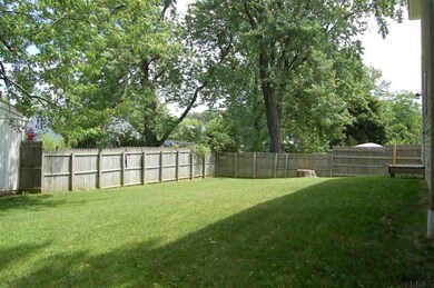 109 Mohawk Ave, Rensselaer, NY 12144 - photo 4