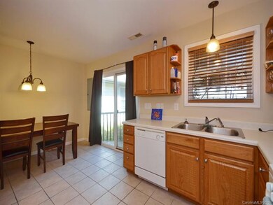 82 Rotunda Cir, Asheville, NC 28806 - photo 5