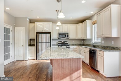 6711 Monroe Ave, Sykesville, MD 21784 - photo 3