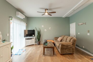 28 Sadler Brunswick-3