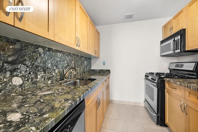 Nolita Place unit 5B, New York, NY 10002 - photo 2