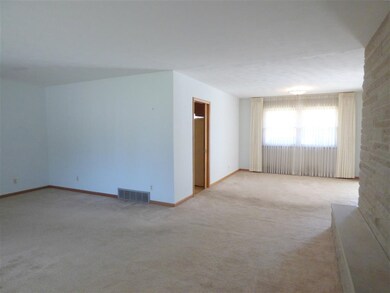 18800 Pawnee Ln, South Bend, IN 46637 - photo 6