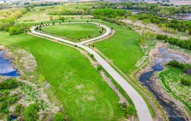 4311 Red Tail Ln, Johnsburg, IL 60051 - photo 5