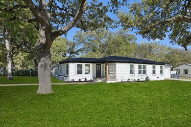 1428 Hawley Ln, Dallas, TX 75217 - photo 2