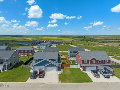 5821 Vanessa Ave, Williston, ND 58801 - photo 3