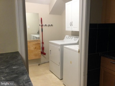 3127 E Village Rd, Southampton, PA 18966 - photo 4