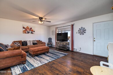 724SSchoolBusLn-Interiors-JEmerald-2