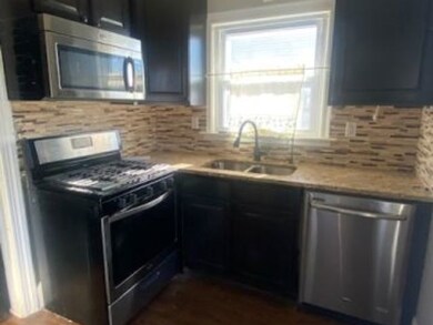 410 N Emroy Ave, Elmhurst, IL 60126 - photo 4