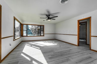 1000 Lee St, Borger, TX 79007 - photo 2