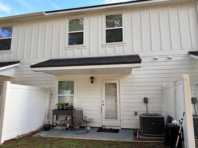 276 the Prado unit 4-d, Apalachicola, FL 32320 - photo 2